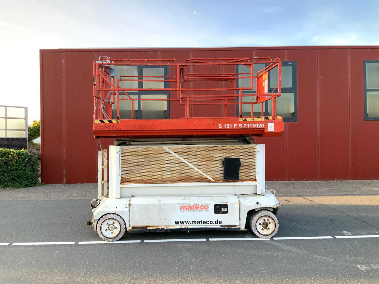 PB Lifttechnik S151-16E - Arbeitsbühne: das Bild 2 PB Lifttechnik S151-16E - Arbeitsbühne: das Bild 2