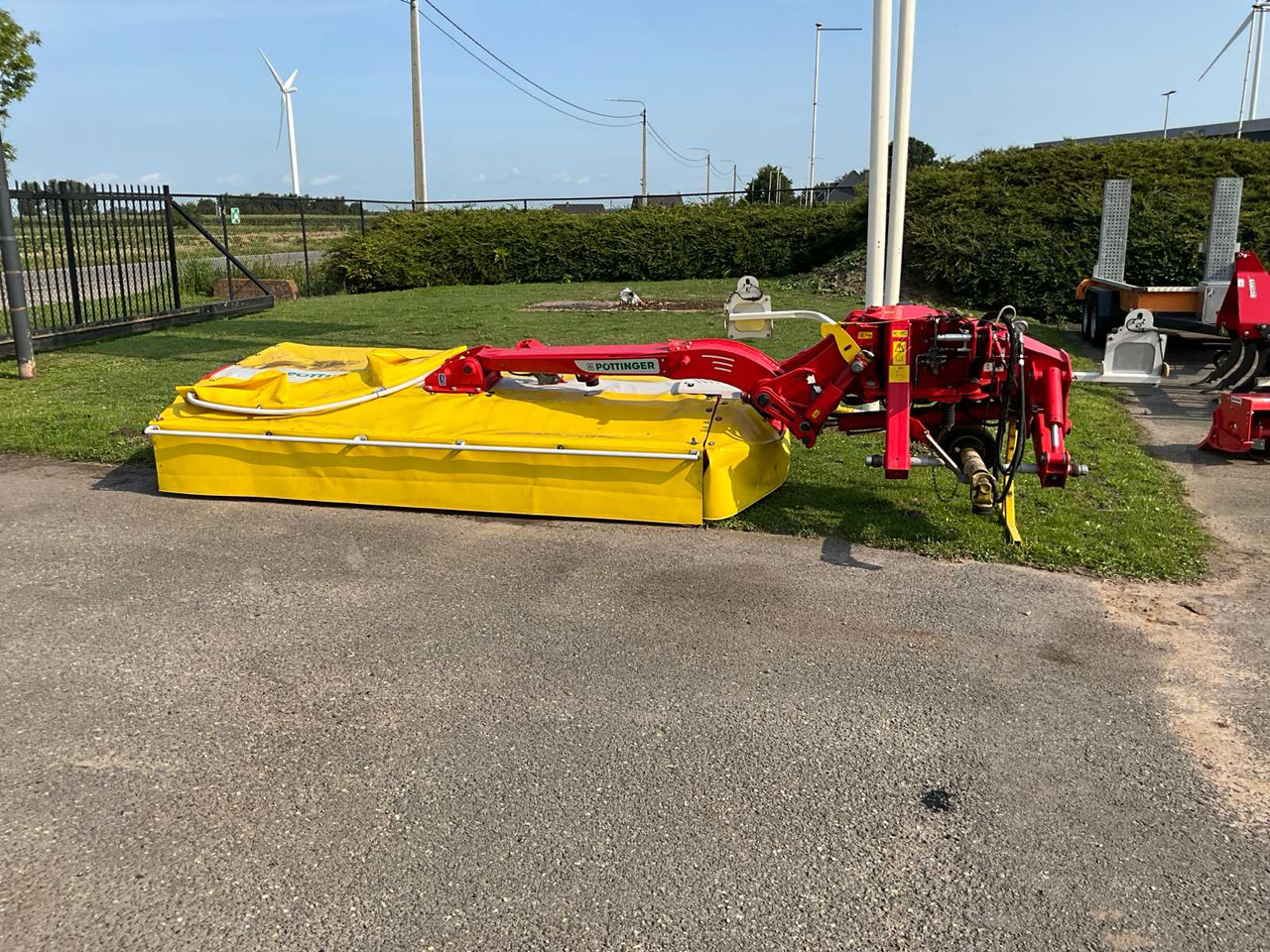 Pöttinger Novacat 352V - Schlegelmäher/ Mulcher: das Bild 2 Pöttinger Novacat 352V - Schlegelmäher/ Mulcher: das Bild 2
