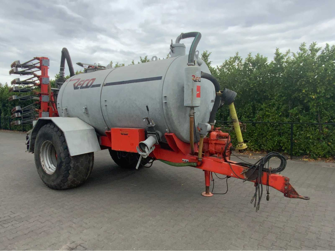 Reco SI-7000 - Güllefass: das Bild 2 Reco SI-7000 - Güllefass: das Bild 2