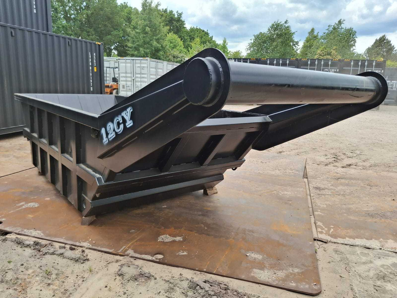Rhino-cross 12 kuub - Absetzcontainer: das Bild 4 Rhino-cross 12 kuub - Absetzcontainer: das Bild 4