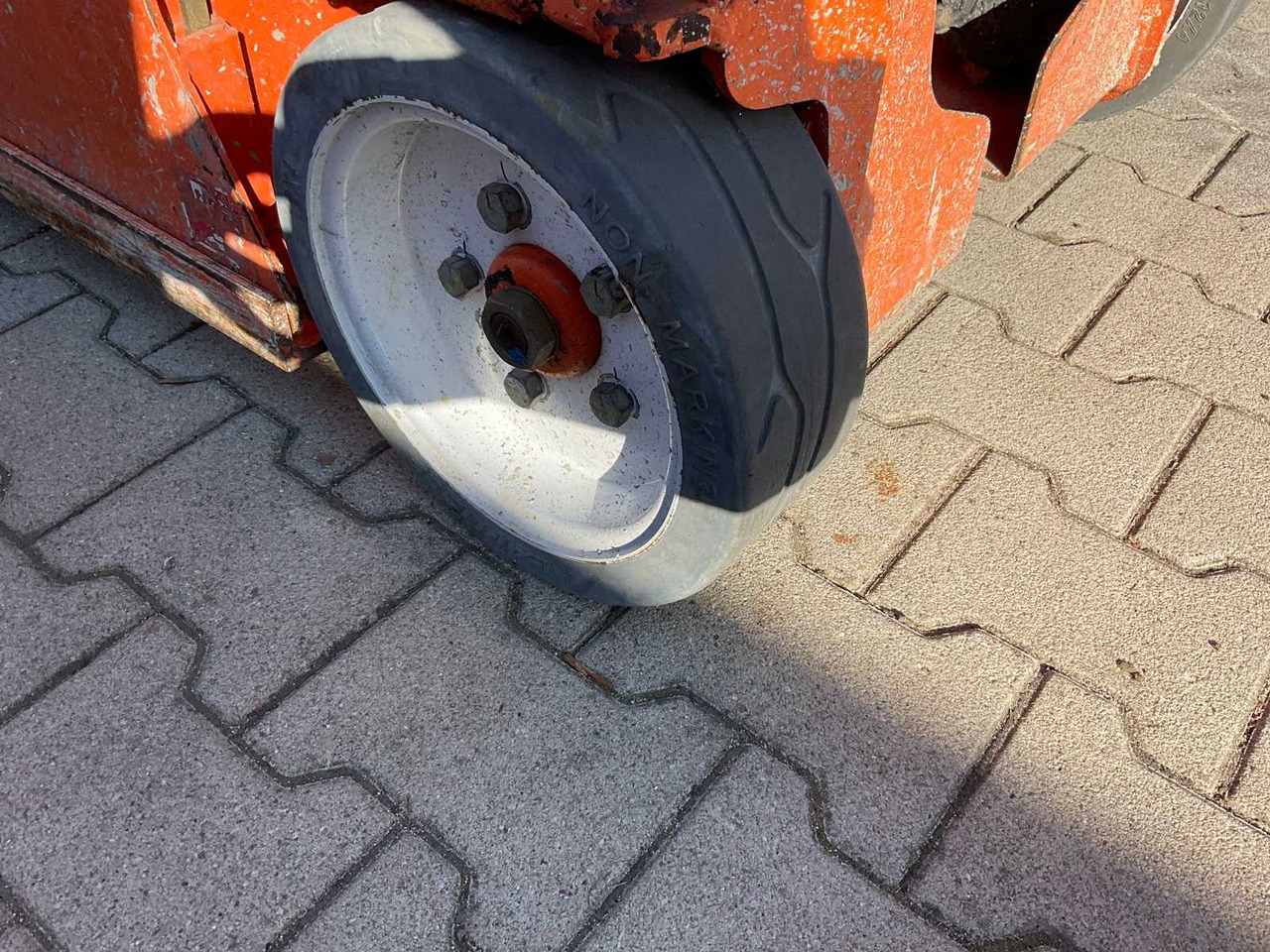 Arbeitsbühne SkyJack SJ III 3219: das Bild 20