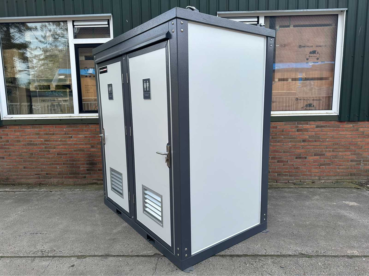 Stahlworks Double - Wohncontainer: das Bild 4 Stahlworks Double - Wohncontainer: das Bild 4