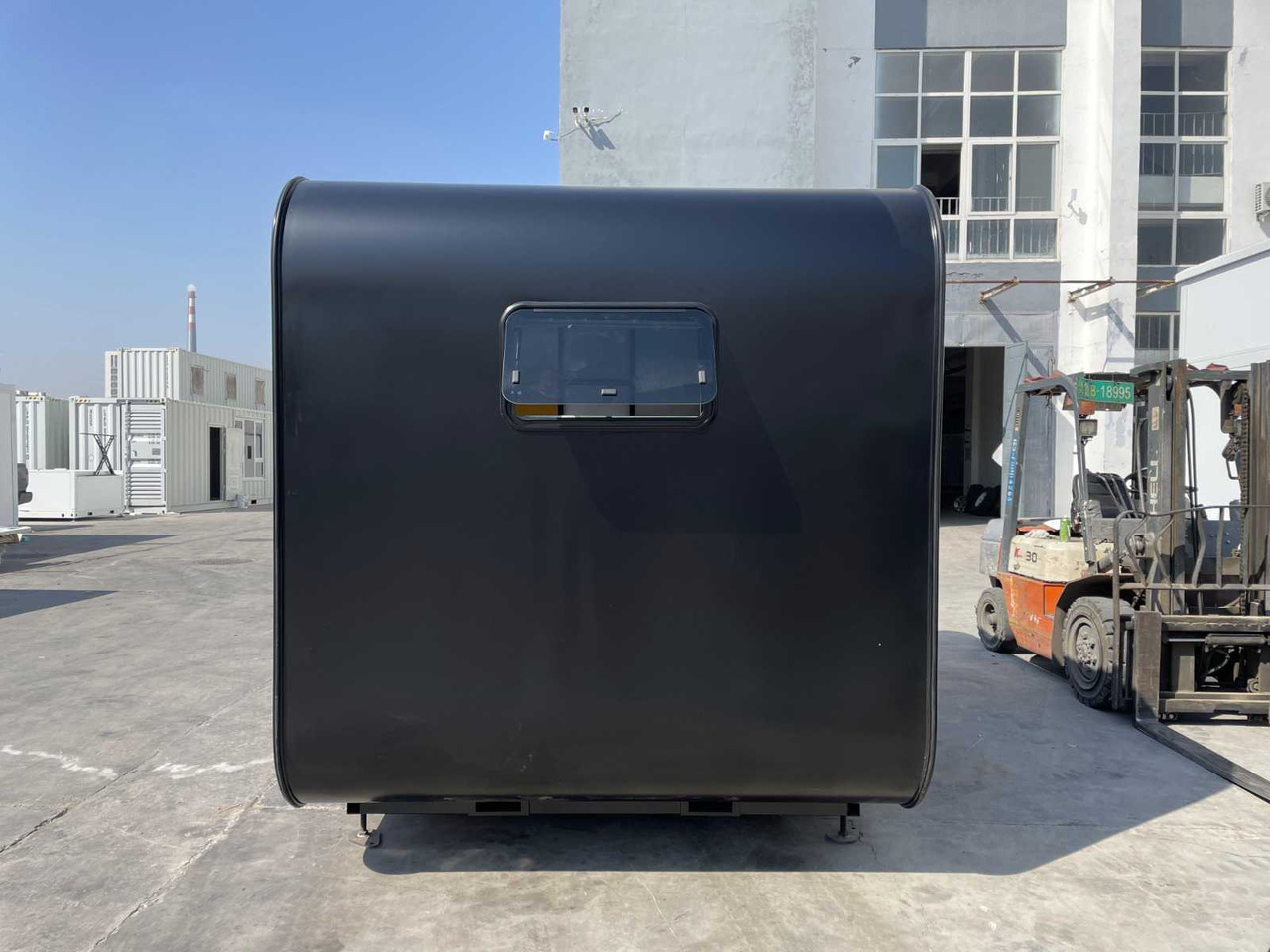 Stahlworks Eco 4000 B - Wohncontainer: das Bild 4 Stahlworks Eco 4000 B - Wohncontainer: das Bild 4