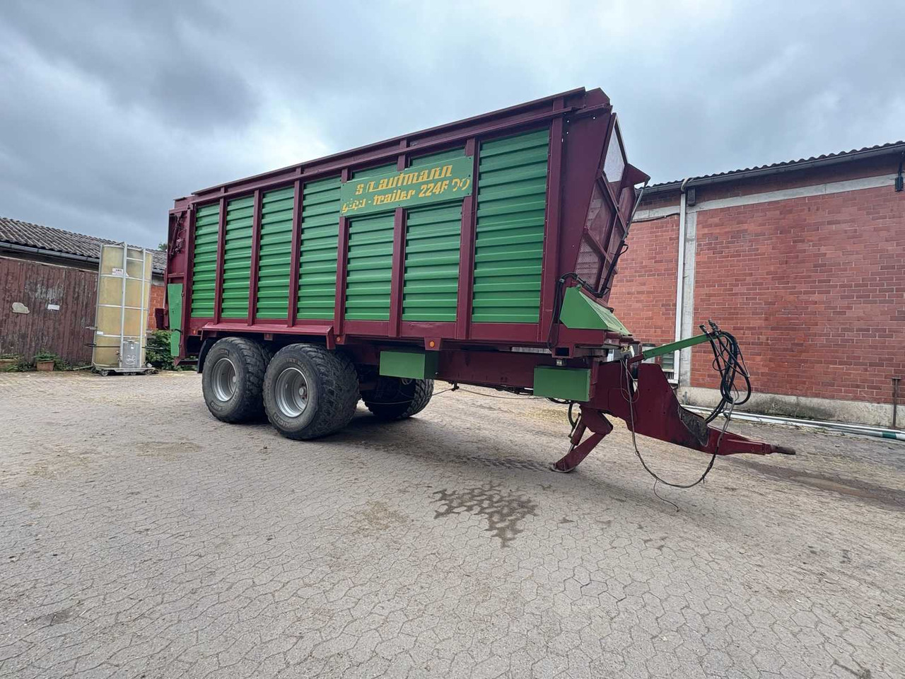 Strautmann Giga - Trailer 2246 DO - Landwirtschaftlicher Anhänger: das Bild 2 Strautmann Giga - Trailer 2246 DO - Landwirtschaftlicher Anhänger: das Bild 2