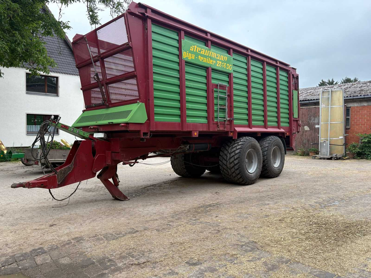 Strautmann Giga - Trailer 2246 DO - Landwirtschaftlicher Anhänger: das Bild 1 Strautmann Giga - Trailer 2246 DO - Landwirtschaftlicher Anhänger: das Bild 1