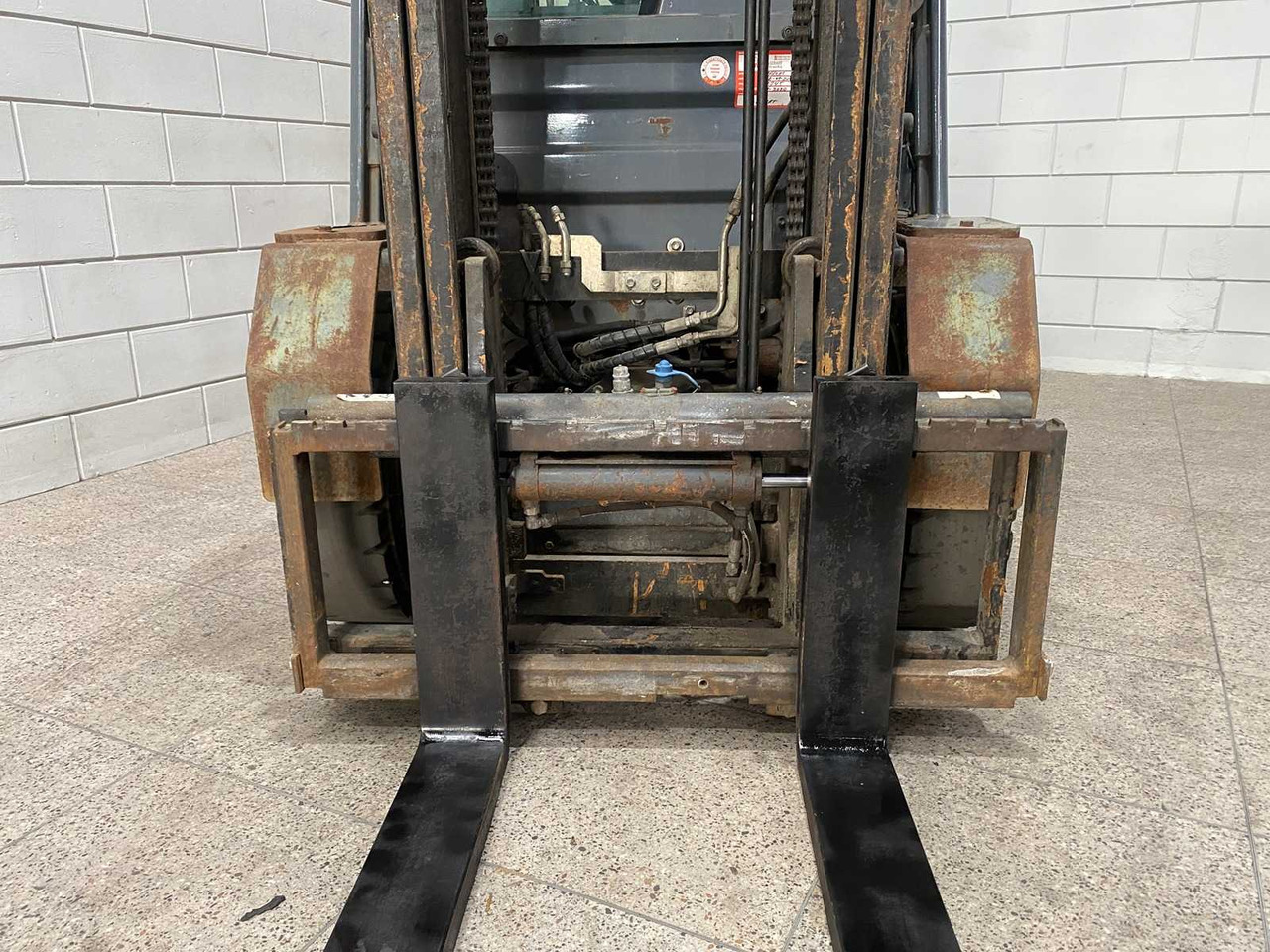 TOYOTA - 02-8FGF25 - FORKLIFT - SIDE-SHIFT - Gabelstapler: das Bild 2 TOYOTA - 02-8FGF25 - FORKLIFT - SIDE-SHIFT - Gabelstapler: das Bild 2