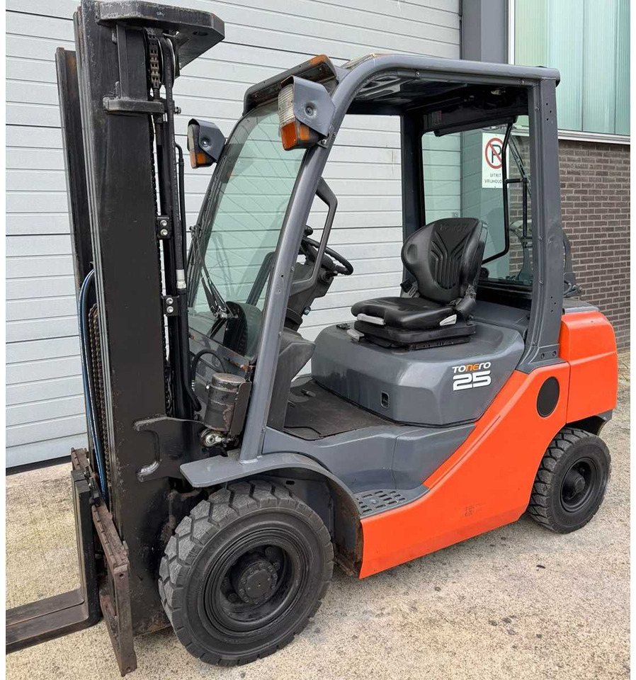 TOYOTA - 2017 - 02-8-FGF-25 - 4.7M TRIPLEX - FORKLIFT - Gabelstapler: das Bild 1 TOYOTA - 2017 - 02-8-FGF-25 - 4.7M TRIPLEX - FORKLIFT - Gabelstapler: das Bild 1