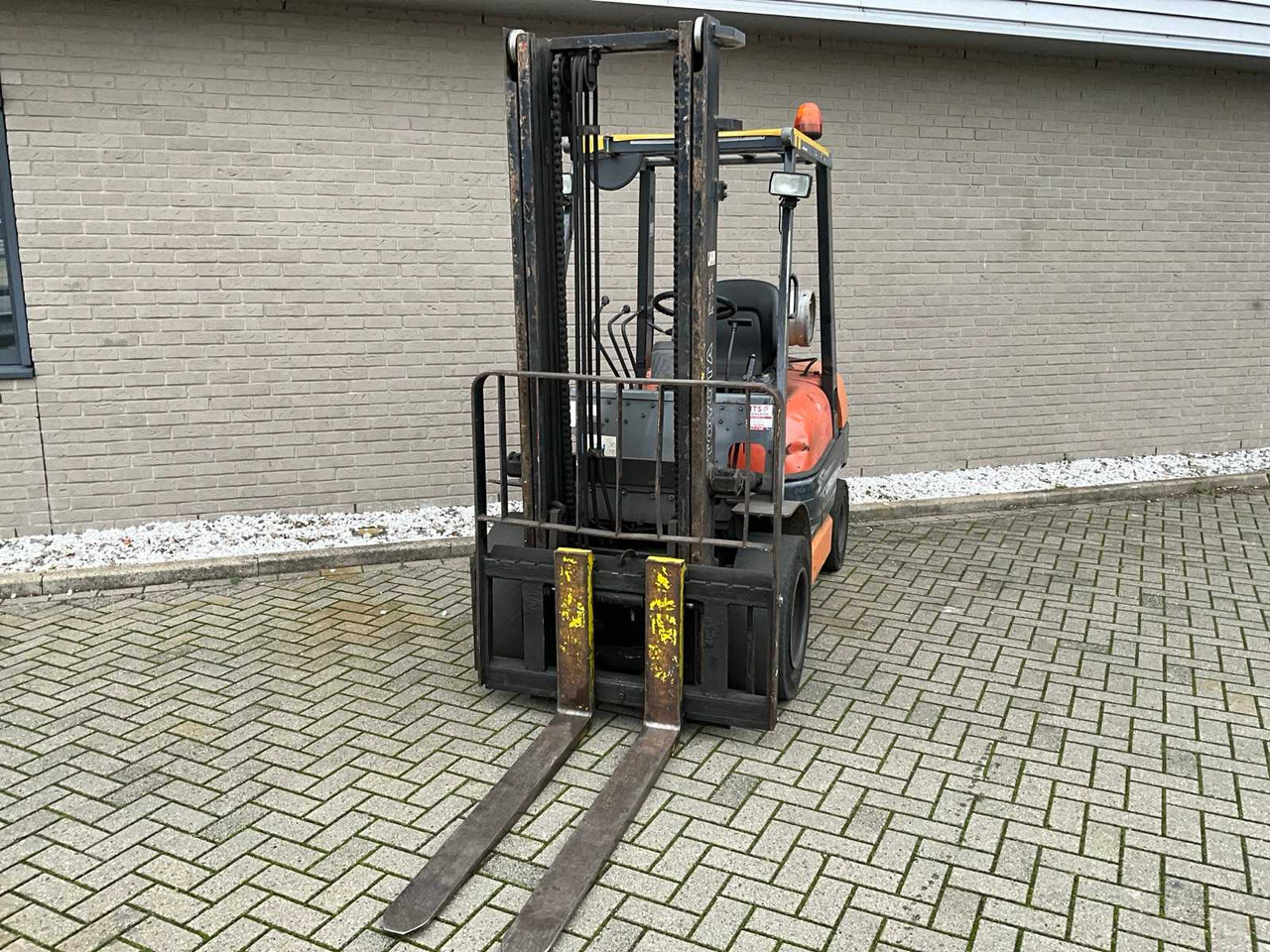 TOYOTA - 6FGF30 - FORKLIFT TRUCK - Gabelstapler: das Bild 1 TOYOTA - 6FGF30 - FORKLIFT TRUCK - Gabelstapler: das Bild 1