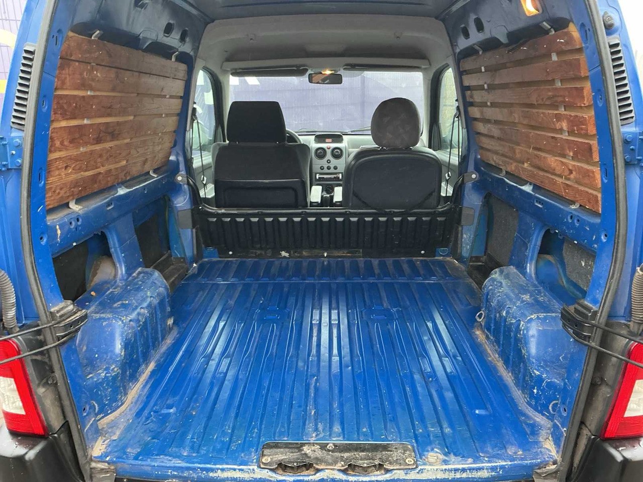 2006 - CITROEN - BERLINGO - 1.6 HDI 600 - COMMERCIAL VEHICLE - Transporter: das Bild 5 2006 - CITROEN - BERLINGO - 1.6 HDI 600 - COMMERCIAL VEHICLE - Transporter: das Bild 5