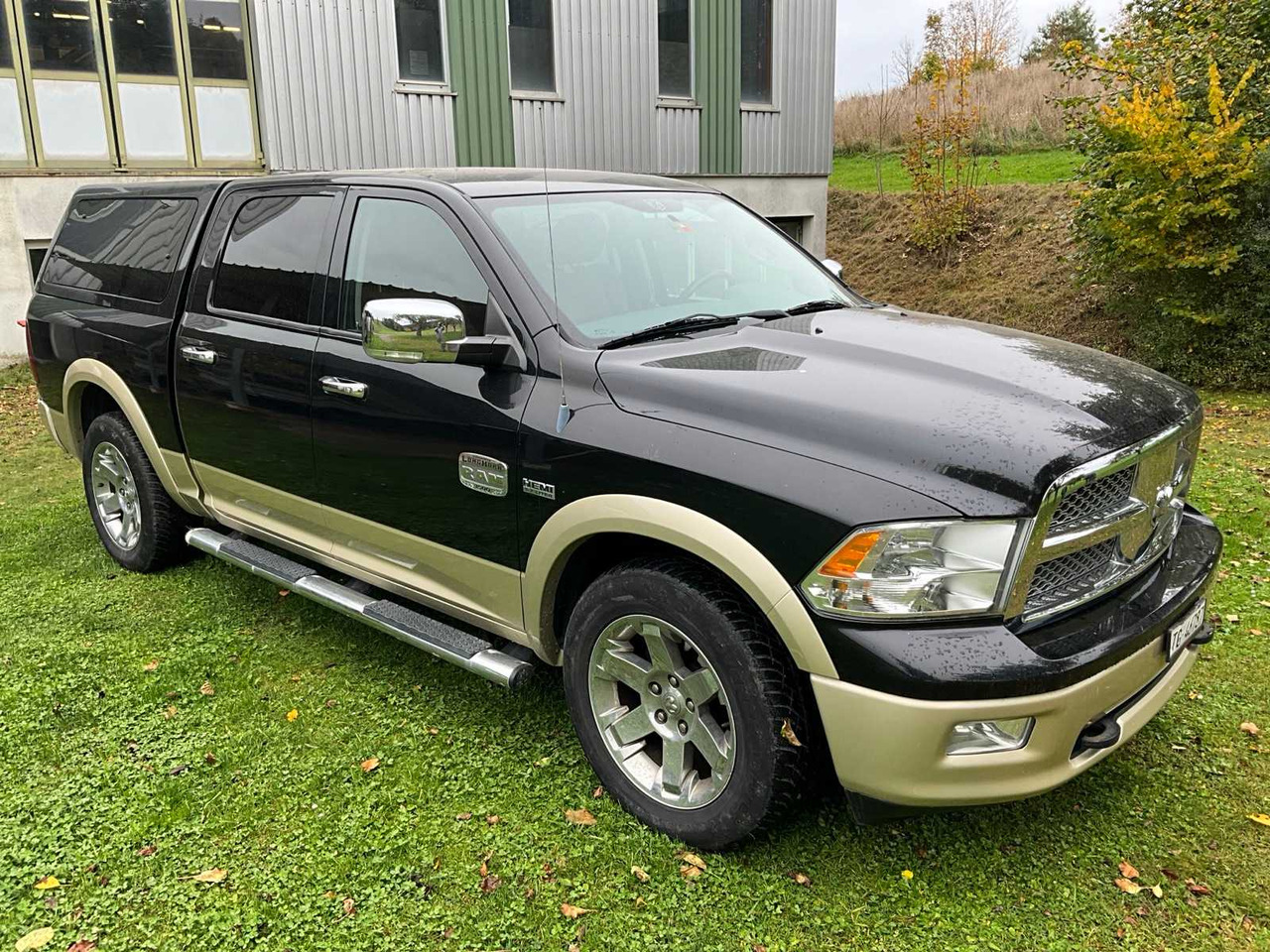 DODGE - RAM 1500 LARAMIE LONGHORN 4X4 CREW CAB - BRIDGE - VANS - Transporter: das Bild 5 DODGE - RAM 1500 LARAMIE LONGHORN 4X4 CREW CAB - BRIDGE - VANS - Transporter: das Bild 5