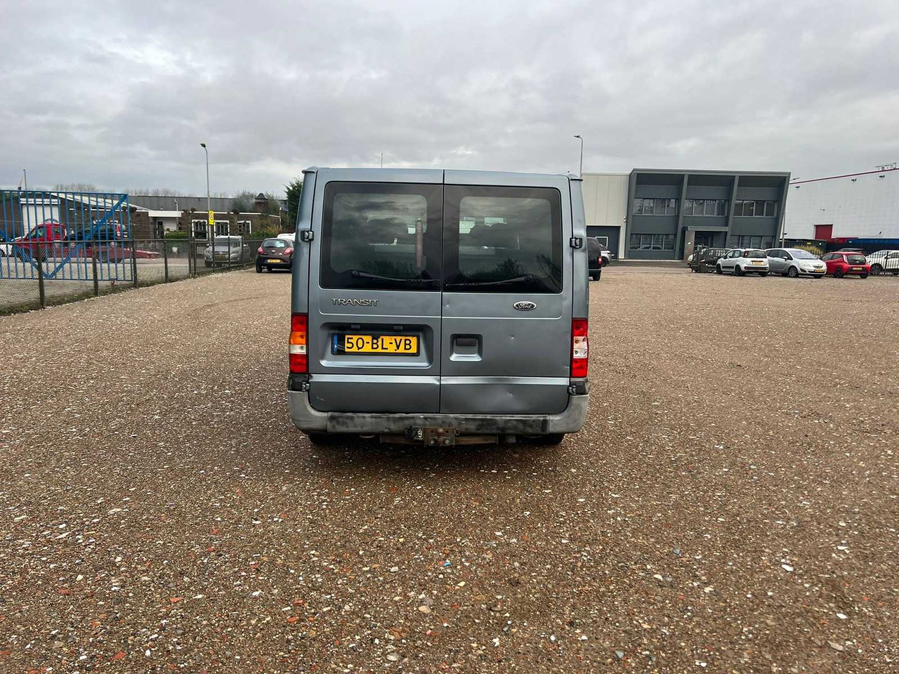 FORD - TRANSIT - 260S 2.0TDCI DOUBLE CAB, 50-BL-VB - Transporter: das Bild 5 FORD - TRANSIT - 260S 2.0TDCI DOUBLE CAB, 50-BL-VB - Transporter: das Bild 5