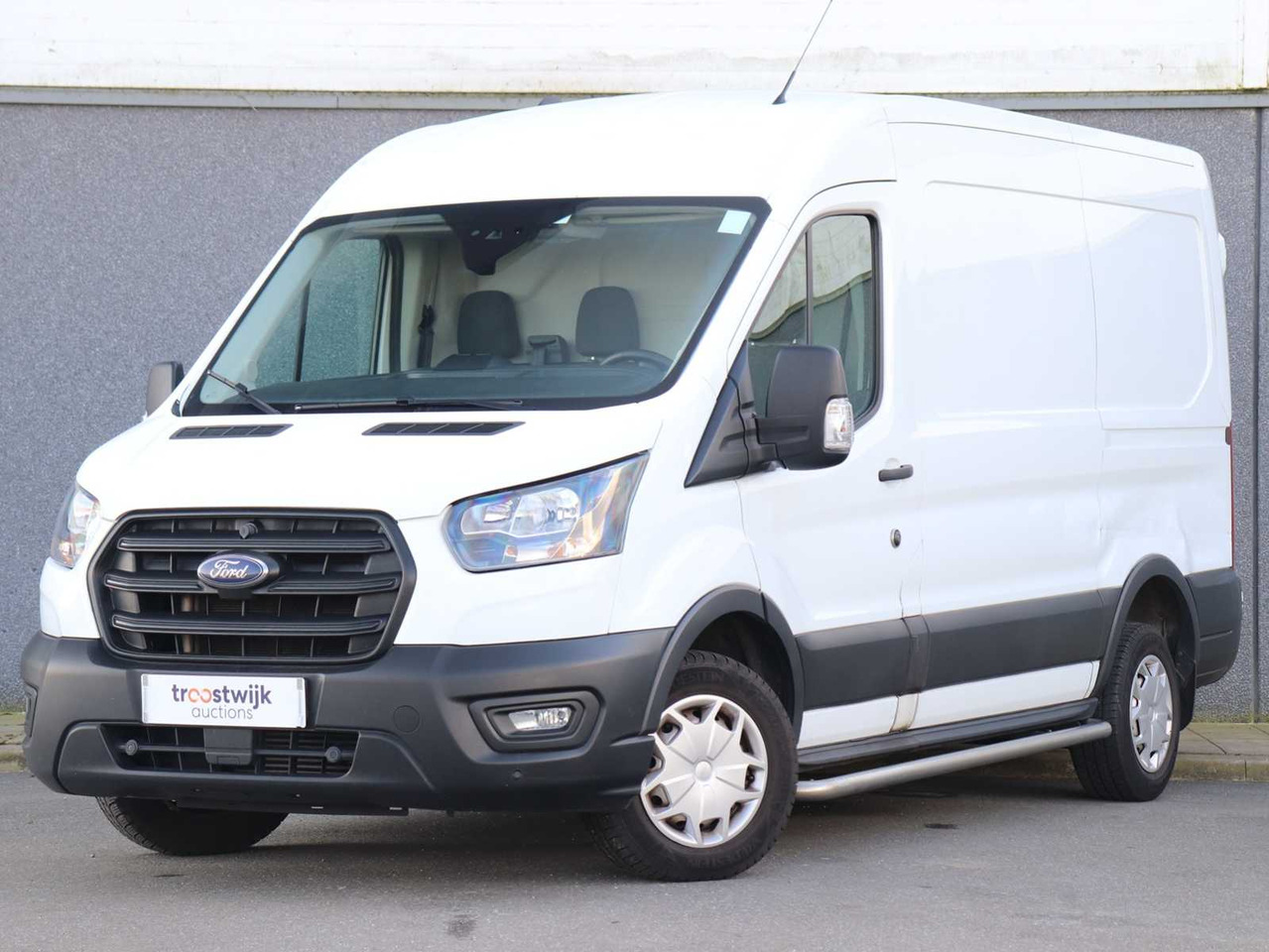 FORD TRANSIT 290 2.0 TDCI L2H2 TREND VAN | VRF-27-T - Transporter: das Bild 1 FORD TRANSIT 290 2.0 TDCI L2H2 TREND VAN | VRF-27-T - Transporter: das Bild 1