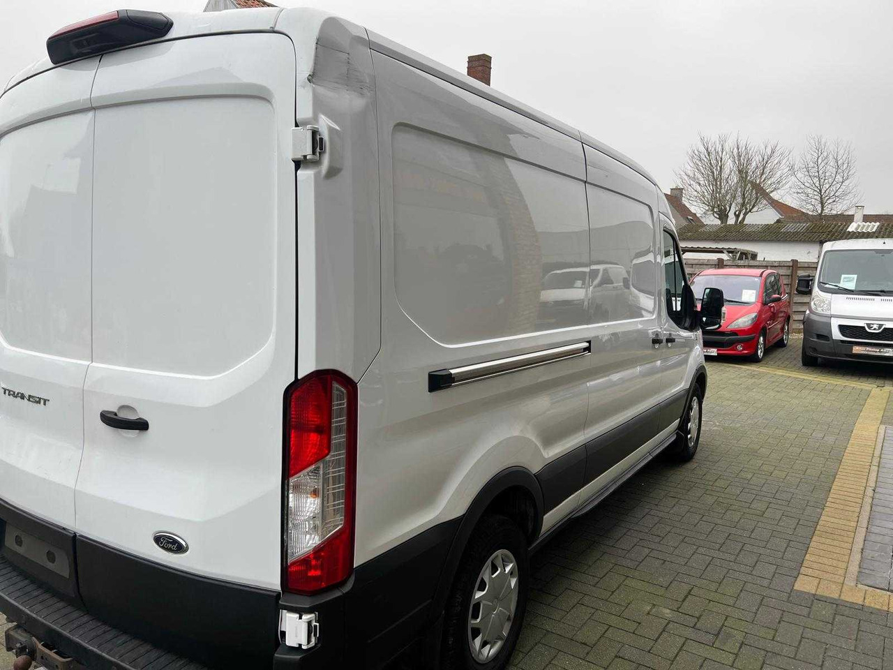 FORD - TRANSIT - FCD - VAN - Transporter: das Bild 3 FORD - TRANSIT - FCD - VAN - Transporter: das Bild 3