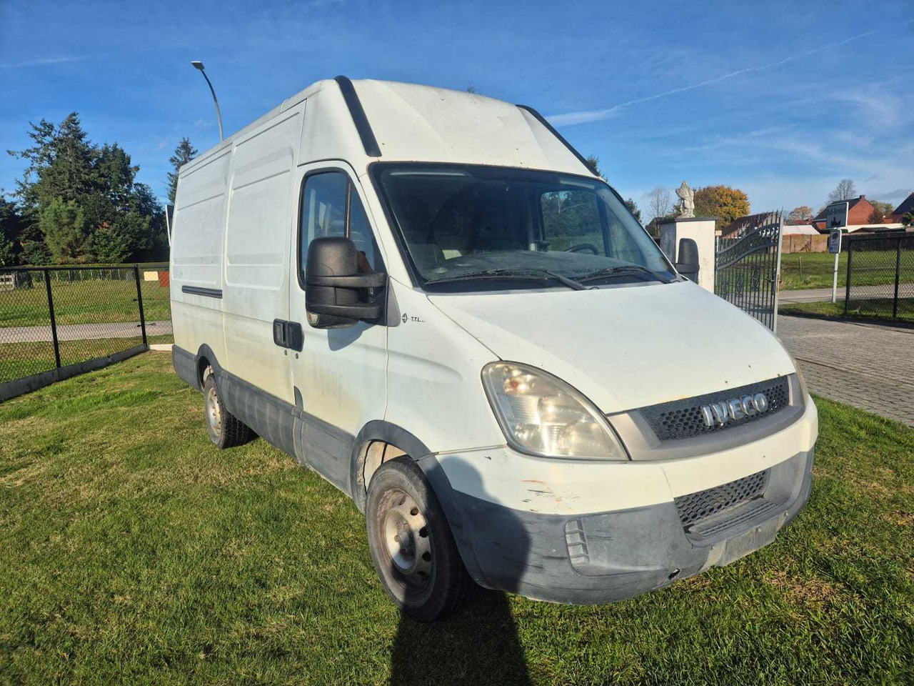 IVECO 35S14 DAILY COMMERCIAL VEHICLE 2009 - Transporter: das Bild 3 IVECO 35S14 DAILY COMMERCIAL VEHICLE 2009 - Transporter: das Bild 3