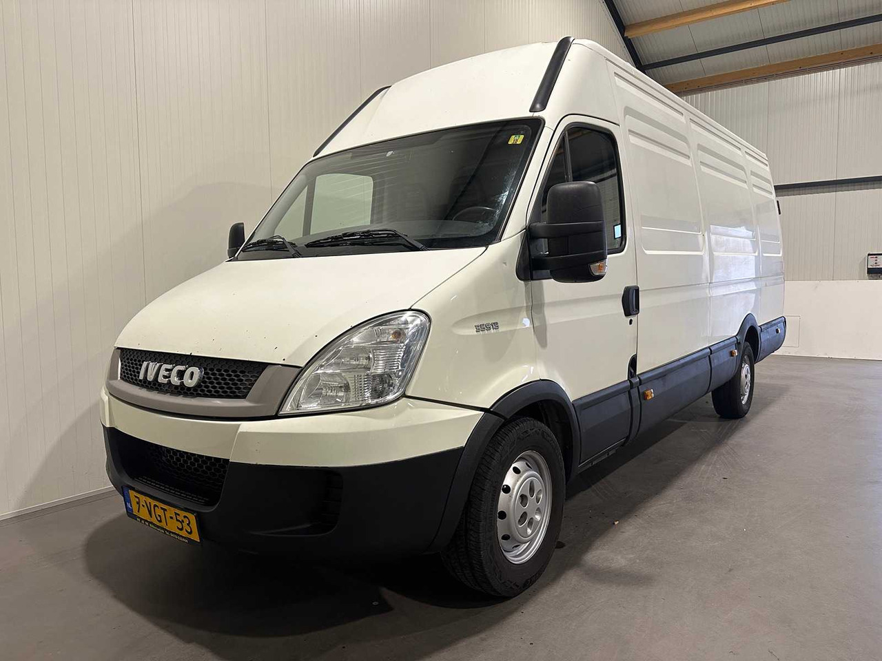 IVECO DAILY 35S13V 395 H2 7-VGT-53 - Transporter: das Bild 1 IVECO DAILY 35S13V 395 H2 7-VGT-53 - Transporter: das Bild 1