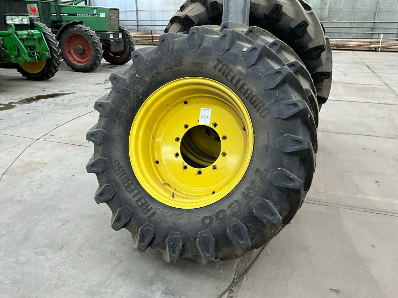 Trelleborg TM800 - Felgen und Reifen für Traktor: das Bild 1 Trelleborg TM800 - Felgen und Reifen für Traktor: das Bild 1