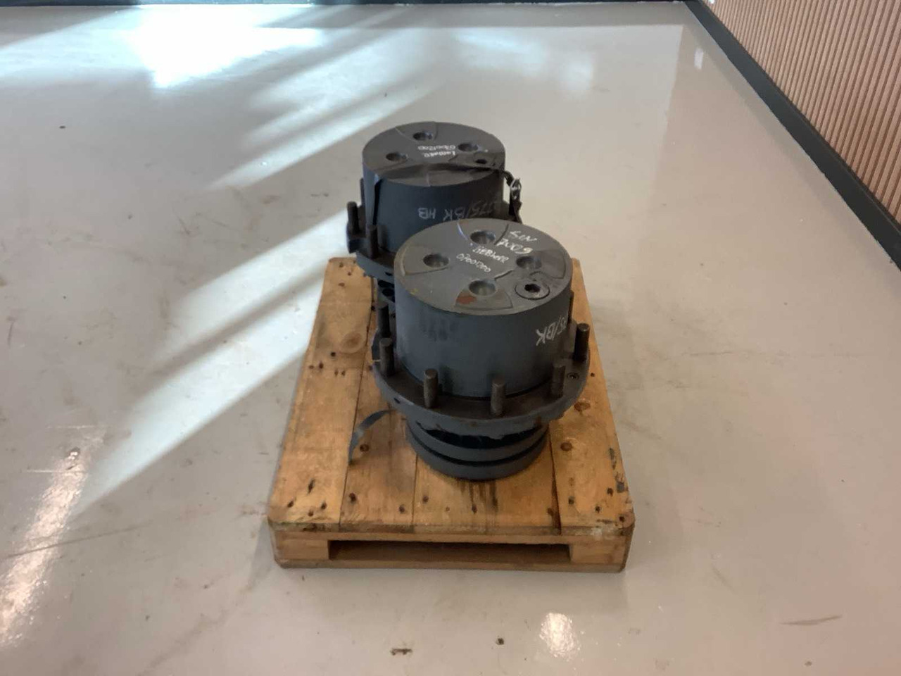 UNUSED 2X LIEBHERR 914 FINAL DELAY - Mobilbagger: das Bild 4 UNUSED 2X LIEBHERR 914 FINAL DELAY - Mobilbagger: das Bild 4