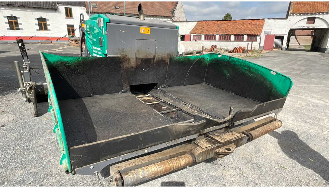 Asphaltfertiger/ Straßenfertiger VÖGELE Super 800-3i: das Bild 7