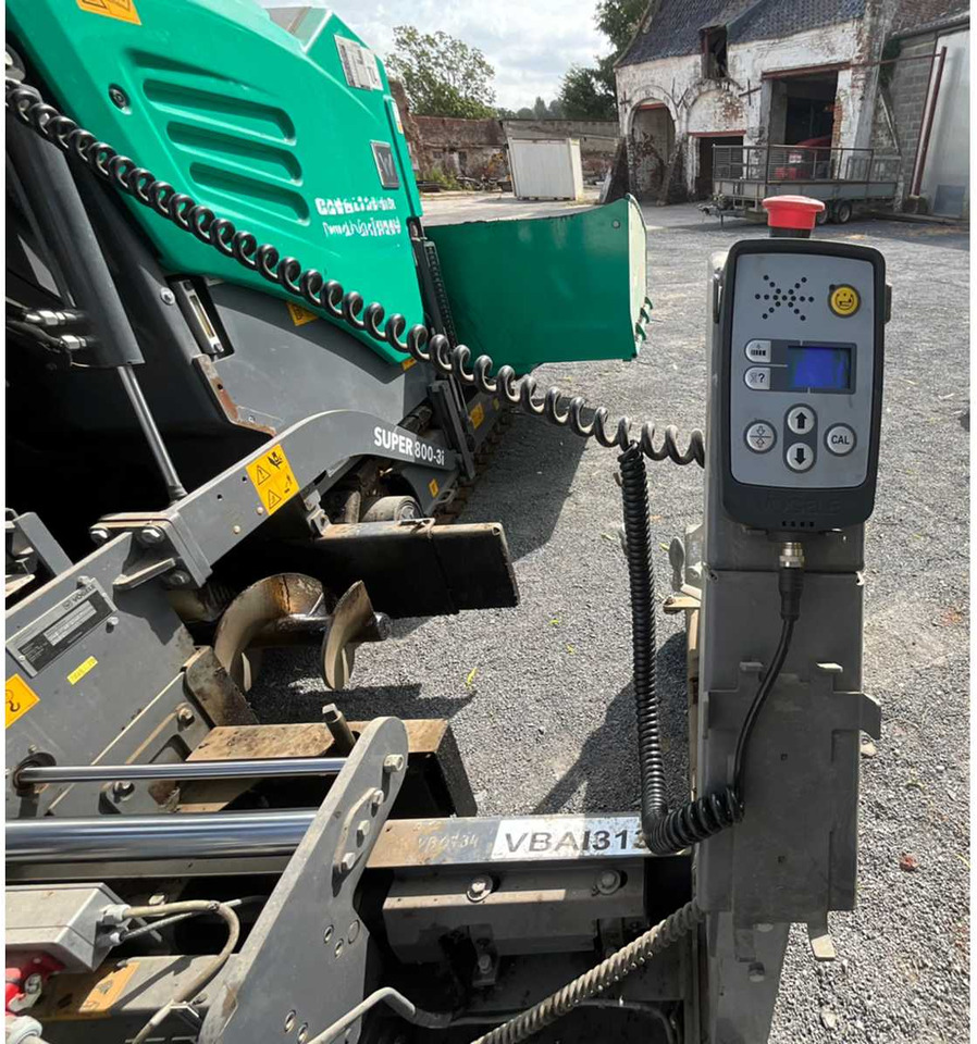 Asphaltfertiger/ Straßenfertiger VÖGELE Super 800-3i: das Bild 18