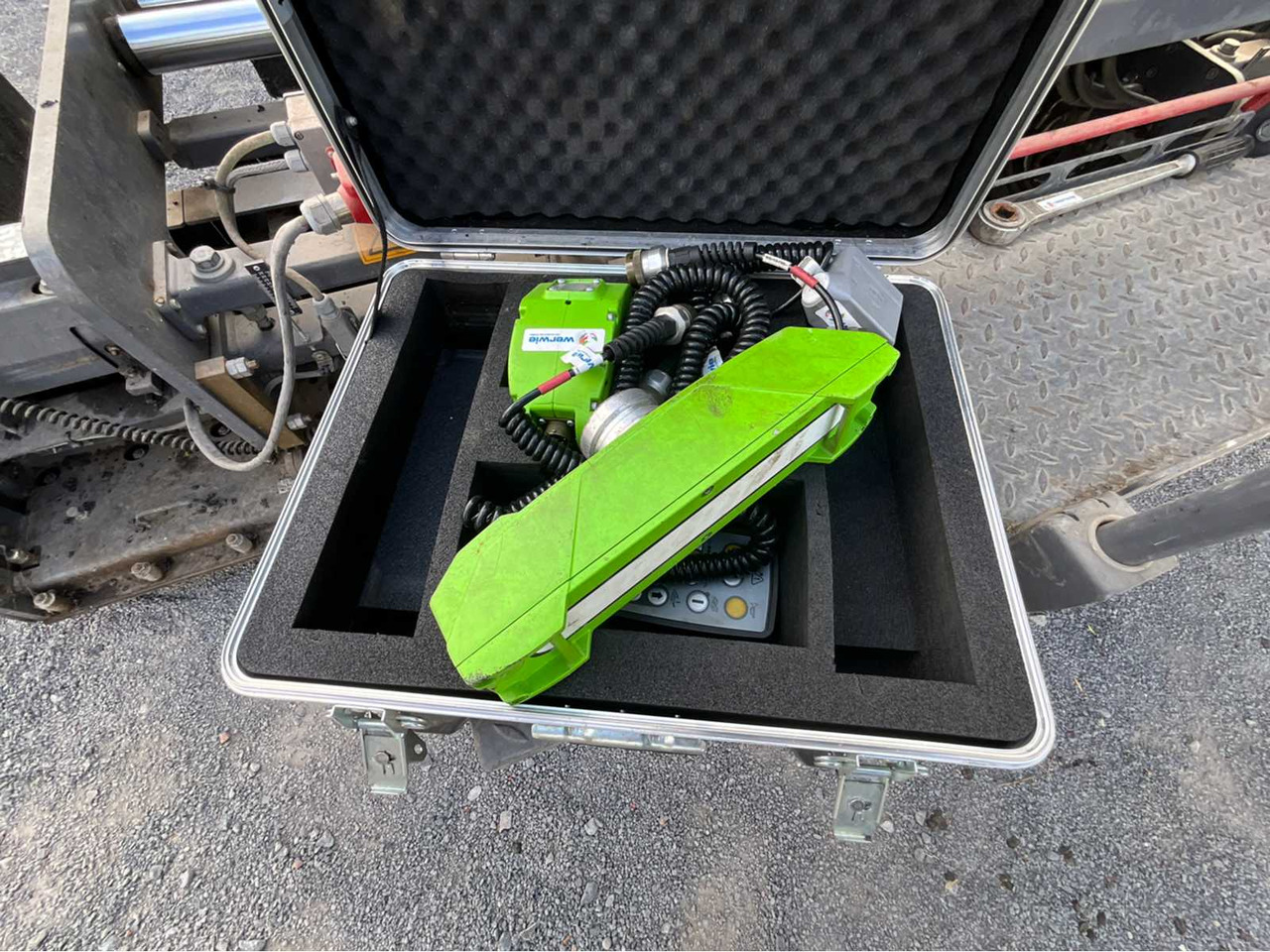 Asphaltfertiger/ Straßenfertiger VÖGELE Super 800-3i: das Bild 19
