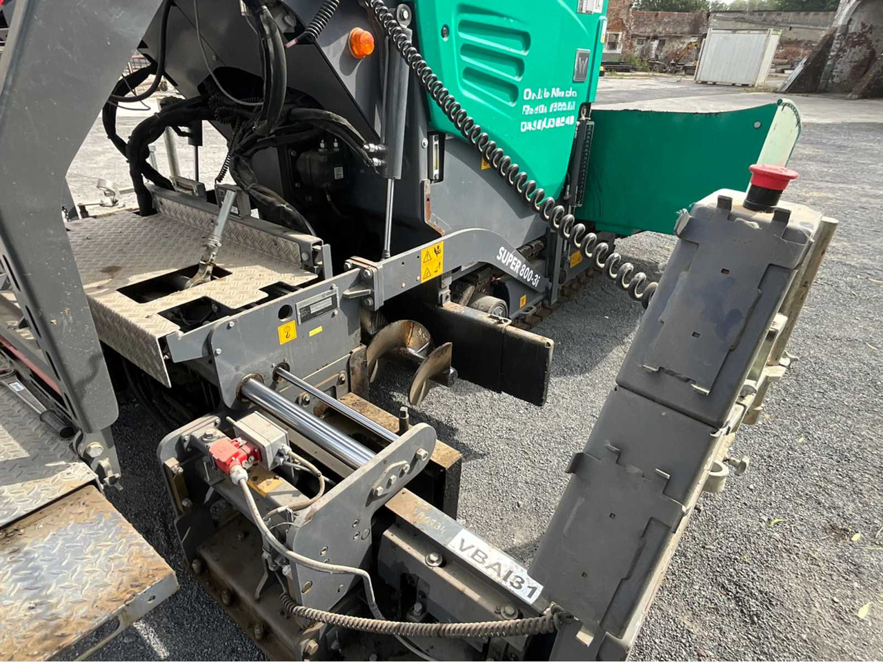 Asphaltfertiger/ Straßenfertiger VÖGELE Super 800-3i: das Bild 13