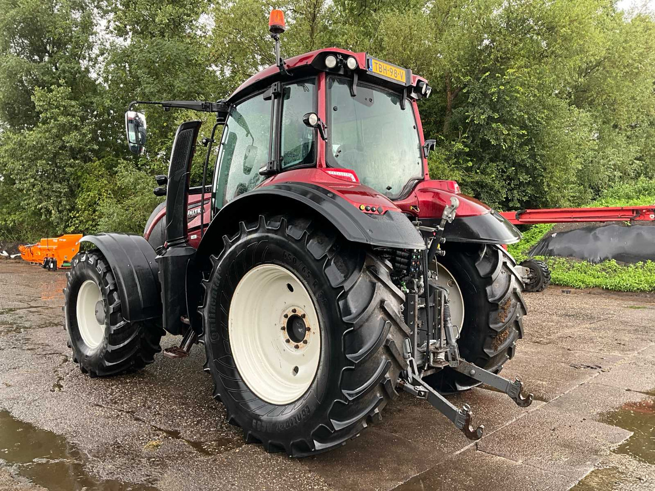 Traktor Valtra T214 A: das Bild 9