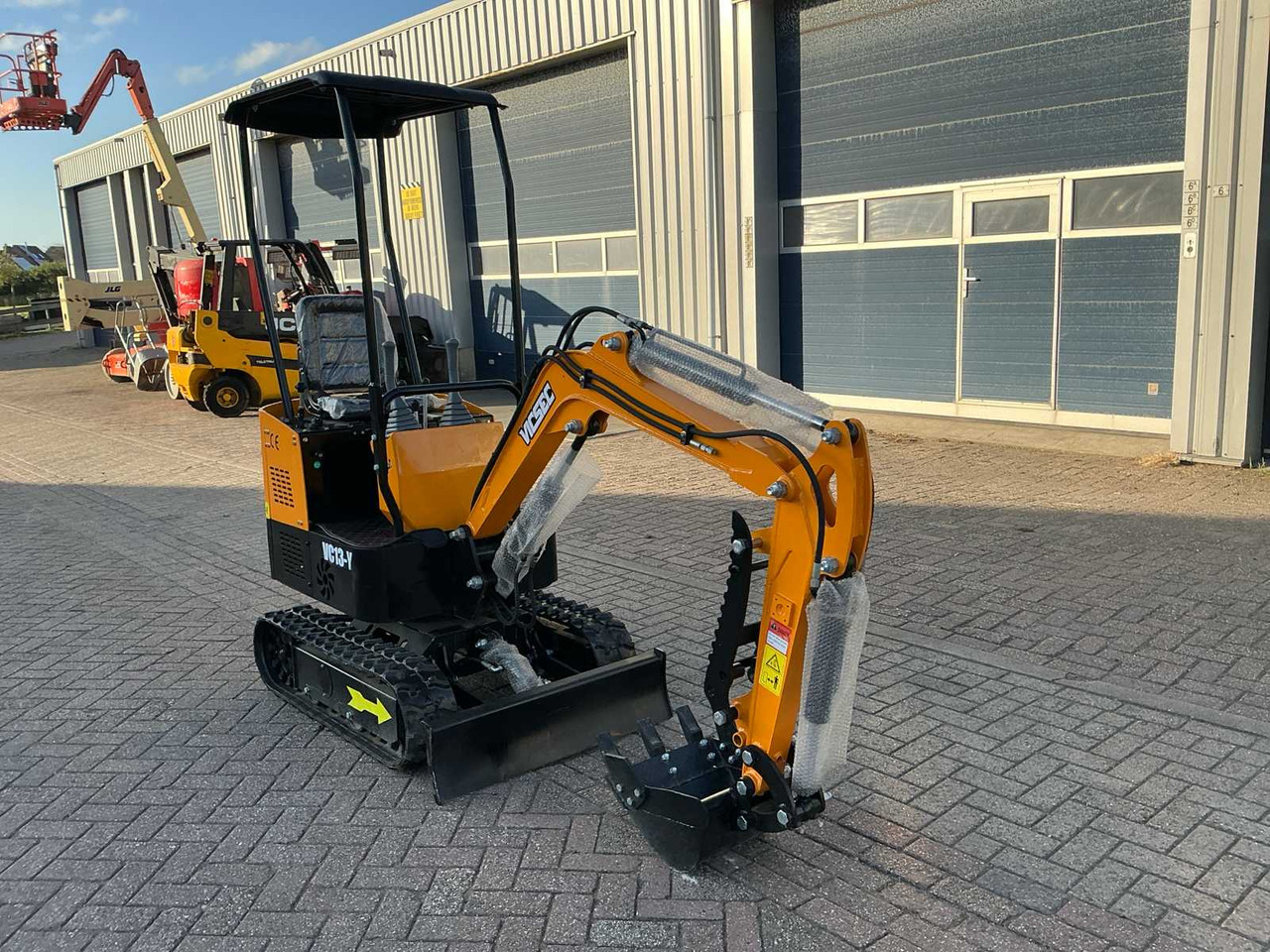 Vicsec VC13-Y - Minibagger: das Bild 4 Vicsec VC13-Y - Minibagger: das Bild 4
