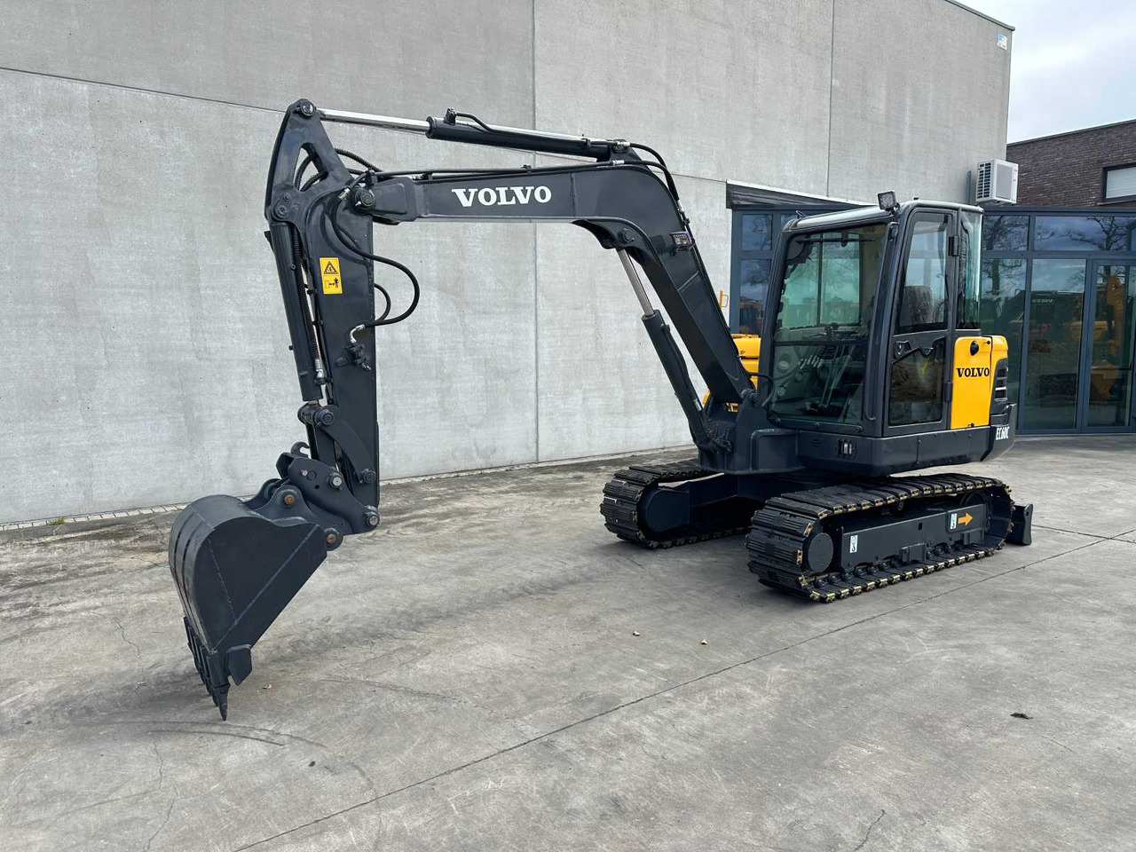 Volvo EC60C - Kettenbagger: das Bild 1 Volvo EC60C - Kettenbagger: das Bild 1