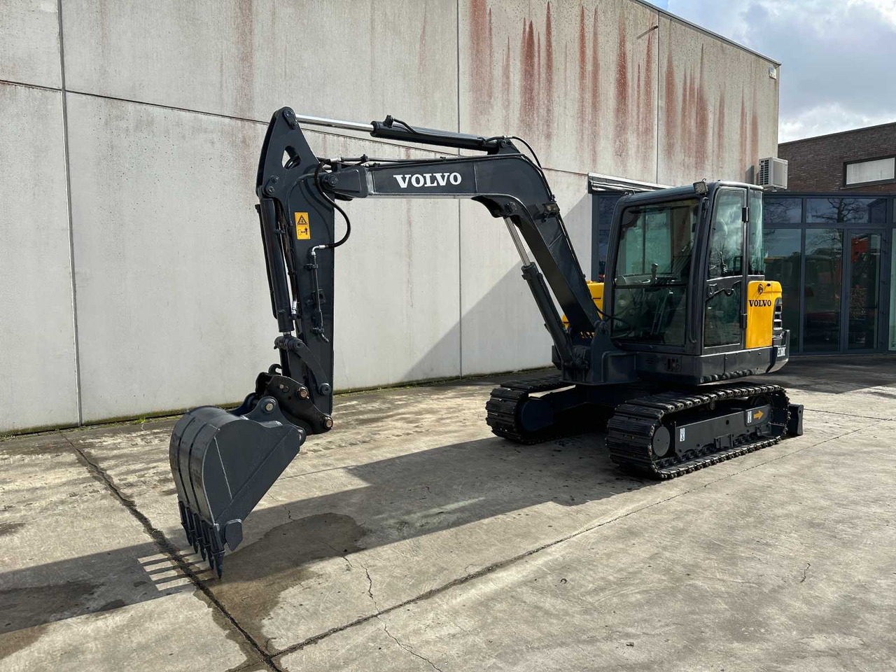 Volvo EC60C - Kettenbagger: das Bild 1 Volvo EC60C - Kettenbagger: das Bild 1