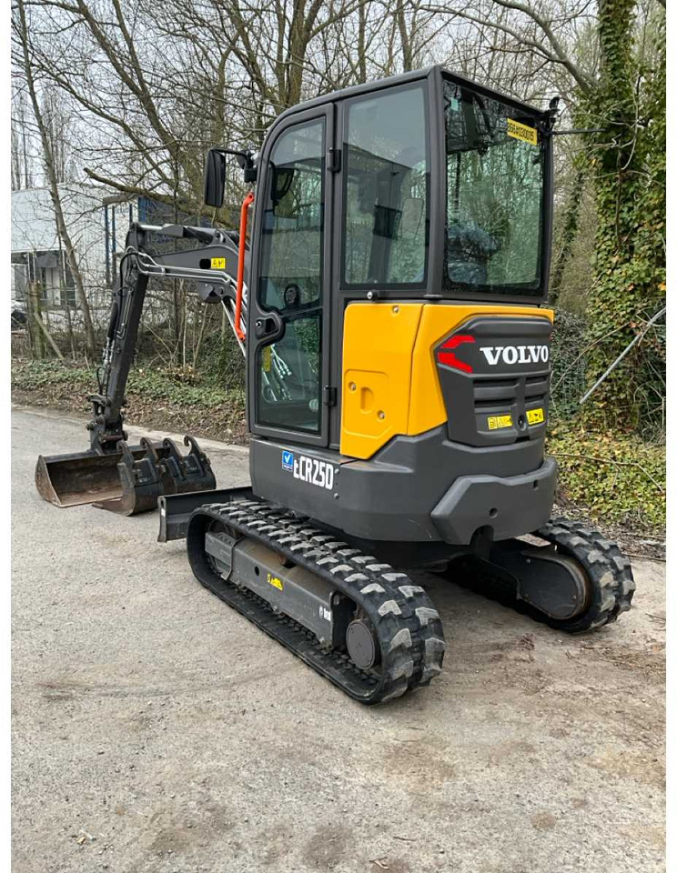 Volvo ECR25D - Minibagger: das Bild 4 Volvo ECR25D - Minibagger: das Bild 4