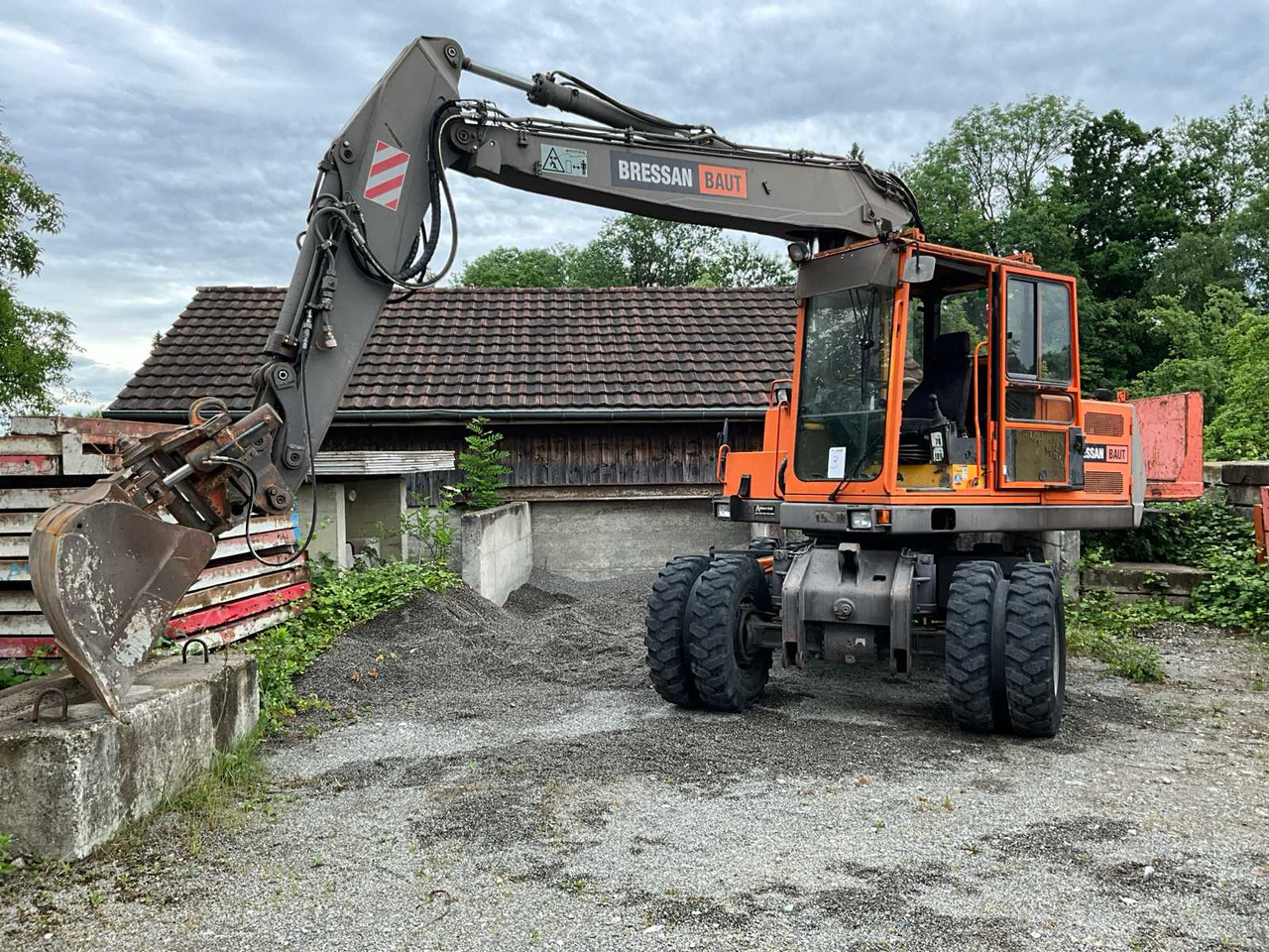 Volvo EW 150 C - Mobilbagger: das Bild 1 Volvo EW 150 C - Mobilbagger: das Bild 1
