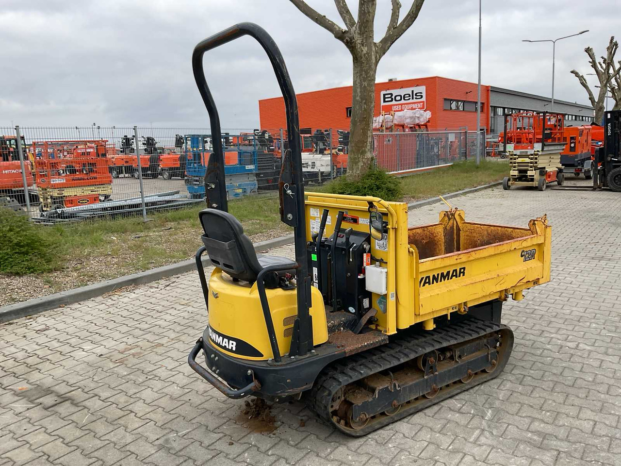 Yanmar C12R-B - Muldenkipper/ Dumper: das Bild 4 Yanmar C12R-B - Muldenkipper/ Dumper: das Bild 4