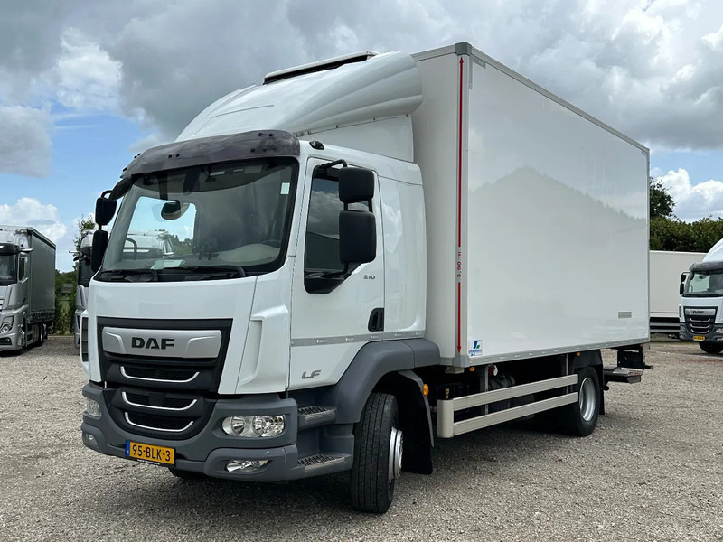 DAF LF 210 LF.14.210 EURO6. KOELBAKWAGEN MET LAADKLEP - Kühlkoffer LKW: das Bild 1 DAF LF 210 LF.14.210 EURO6. KOELBAKWAGEN MET LAADKLEP - Kühlkoffer LKW: das Bild 1