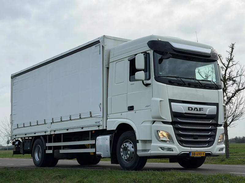 DAF XF 480 XF 480.EURO6. 2021. 189357km. Schuifzeil Bakwagen met Laadklep. - Plane LKW: das Bild 2 DAF XF 480 XF 480.EURO6. 2021. 189357km. Schuifzeil Bakwagen met Laadklep. - Plane LKW: das Bild 2
