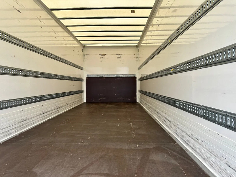 Renault D D250 DTI 8. 14T – Finanzierungsleasing Renault D D250 DTI 8. 14T: das Bild 13