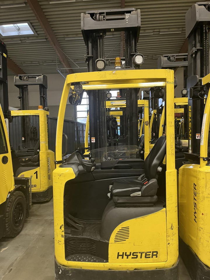 Hyster R1.6 - Schubmaststapler: das Bild 1 Hyster R1.6 - Schubmaststapler: das Bild 1