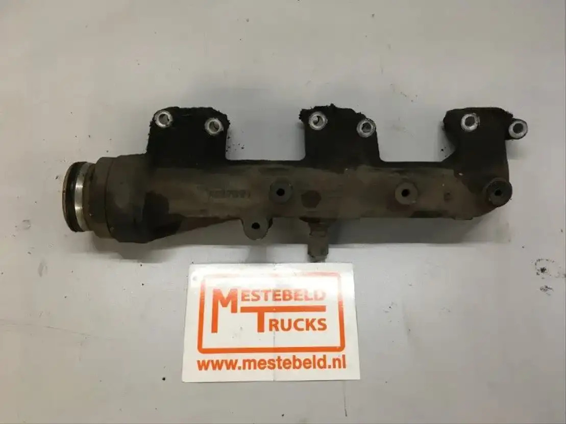 DAF Koelvloeistofbuis cilinderkop PE 183 - Kühlsystem für LKW: das Bild 1 DAF Koelvloeistofbuis cilinderkop PE 183 - Kühlsystem für LKW: das Bild 1
