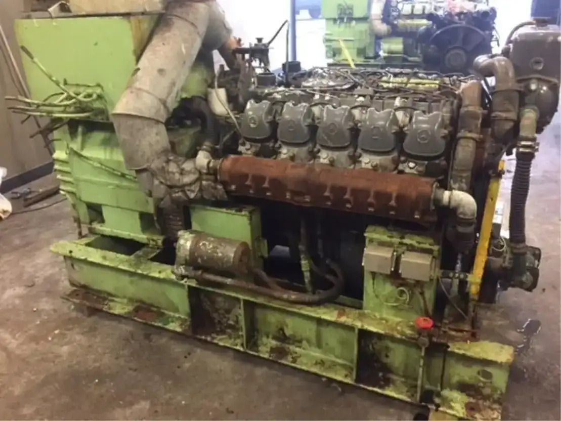 Mercedes-Benz Generator 200 KVA - Stromgenerator: das Bild 1 Mercedes-Benz Generator 200 KVA - Stromgenerator: das Bild 1