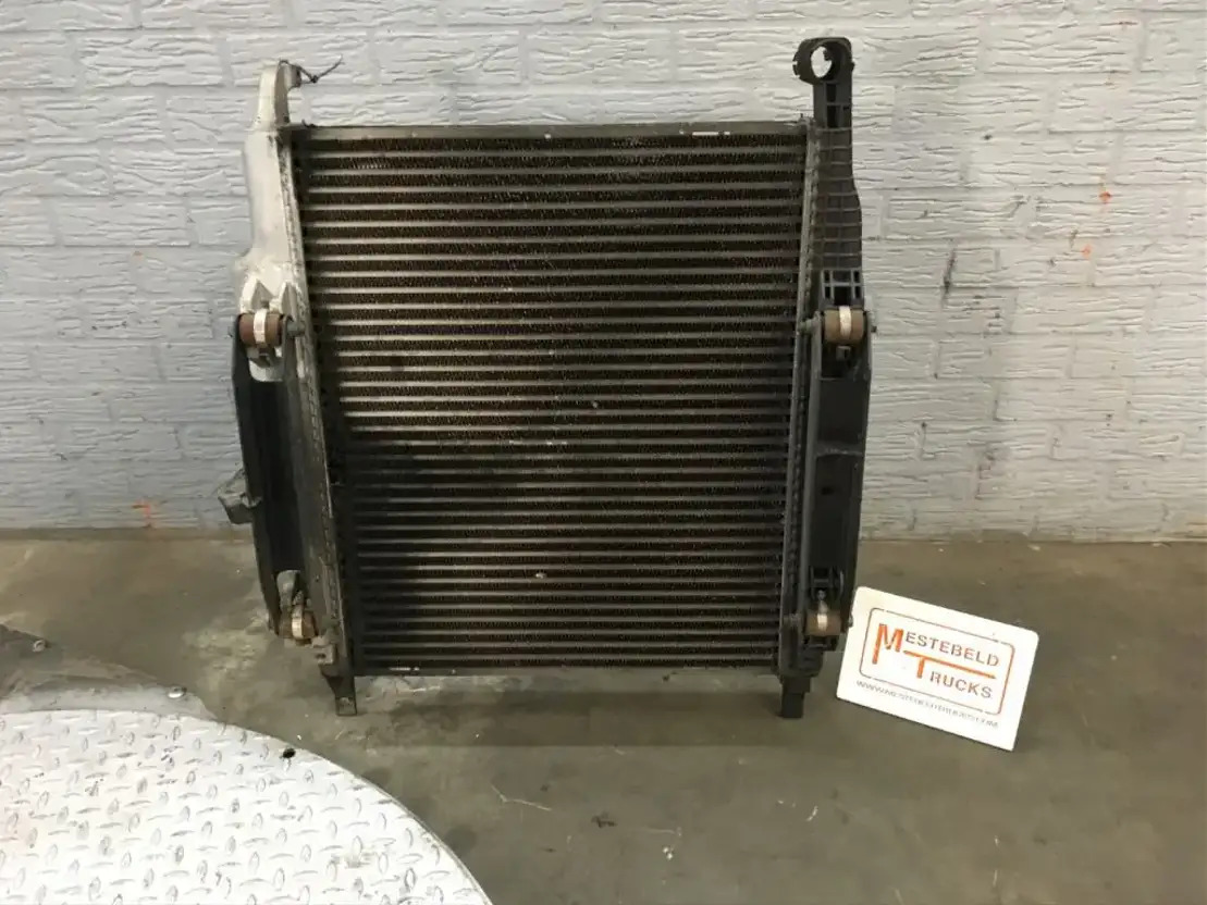 Mercedes-Benz Intercooler Axor - Kühlsystem für LKW: das Bild 1 Mercedes-Benz Intercooler Axor - Kühlsystem für LKW: das Bild 1