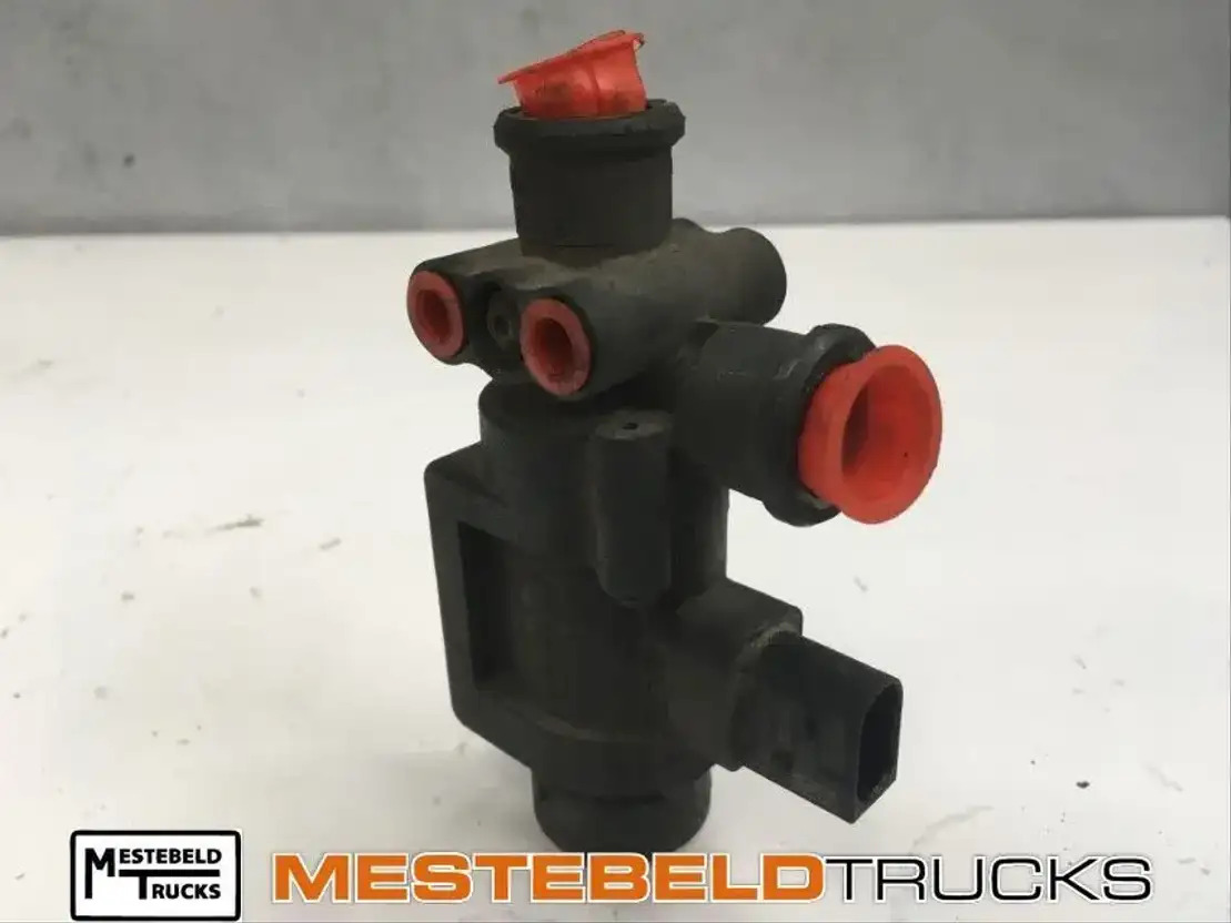 Mercedes-Benz Magneetventiel MP4 - Bremsteile für LKW: das Bild 1 Mercedes-Benz Magneetventiel MP4 - Bremsteile für LKW: das Bild 1