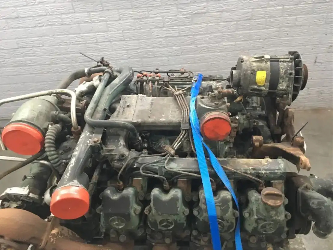 Mercedes-Benz Motor OM402 LA I/3 - Motor für LKW: das Bild 4 Mercedes-Benz Motor OM402 LA I/3 - Motor für LKW: das Bild 4