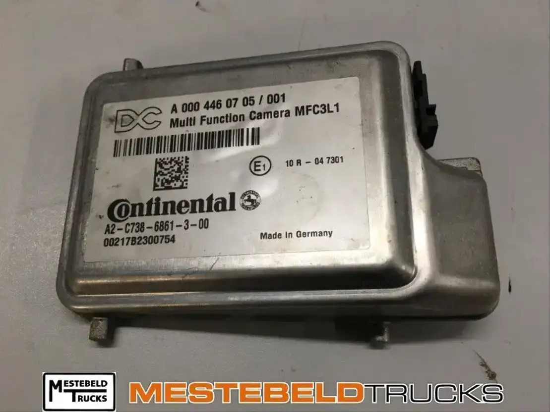 Mercedes-Benz Multifunctionele camera - Elektrische Ausrüstung für LKW: das Bild 1 Mercedes-Benz Multifunctionele camera - Elektrische Ausrüstung für LKW: das Bild 1