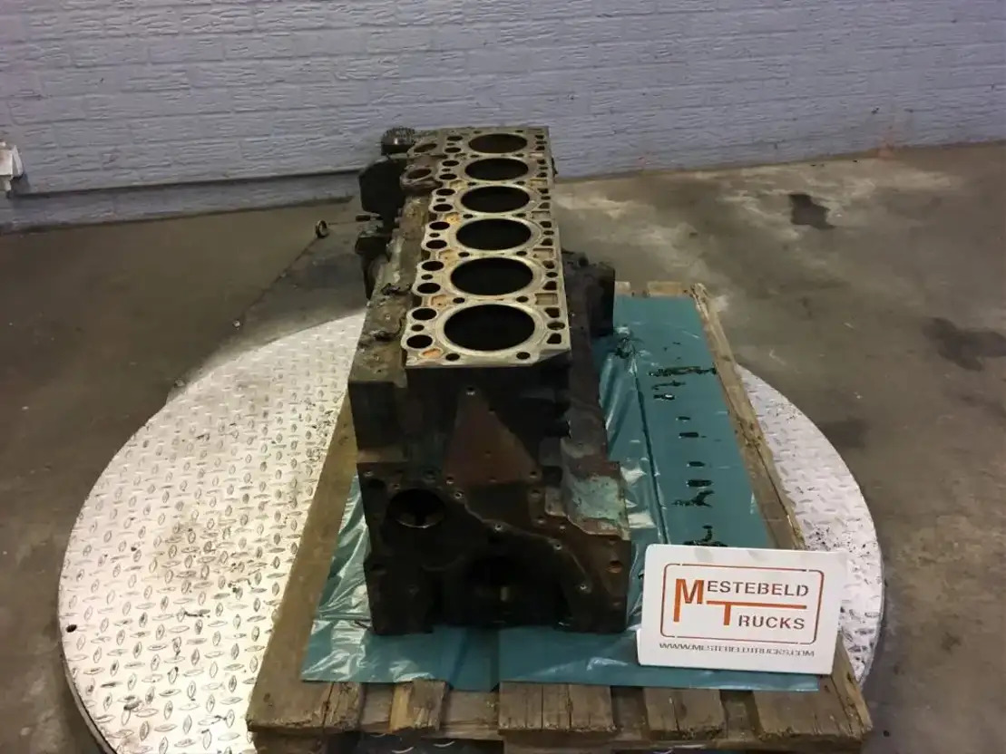 Volvo Motorblok - Motor und Teile für LKW: das Bild 3 Volvo Motorblok - Motor und Teile für LKW: das Bild 3