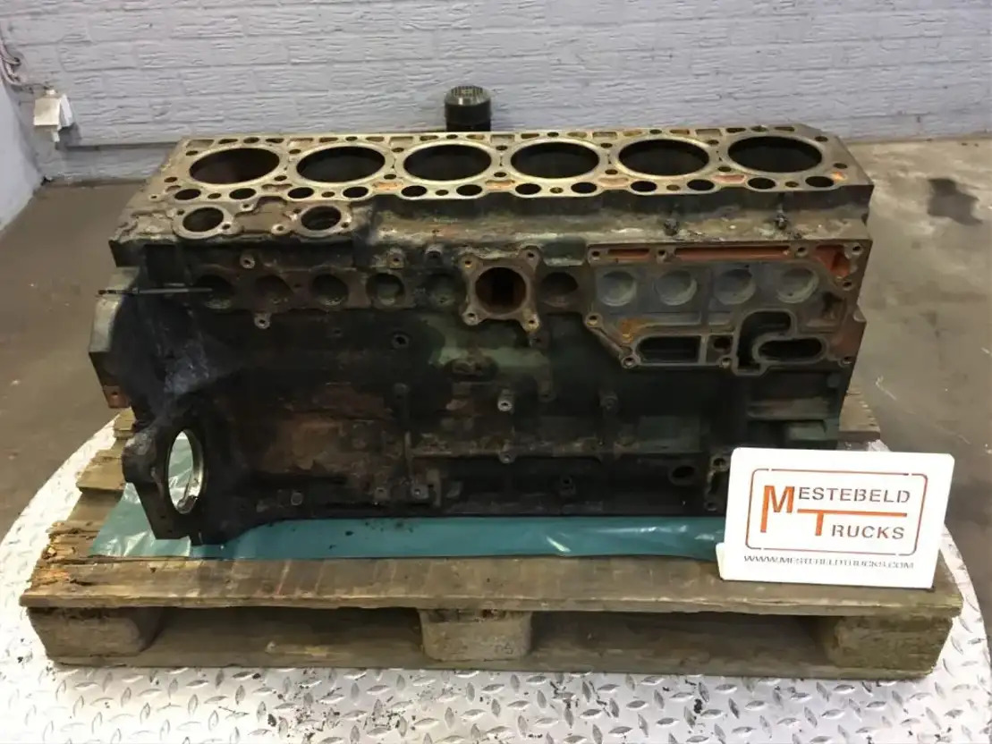Volvo Motorblok - Motor und Teile für LKW: das Bild 2 Volvo Motorblok - Motor und Teile für LKW: das Bild 2