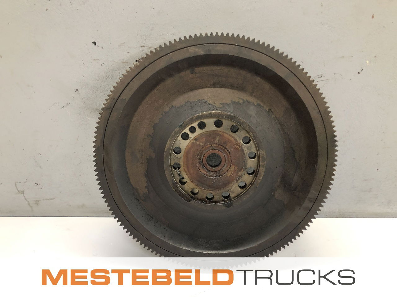 Volvo Vliegwiel D12D - Motor für LKW: das Bild 1 Volvo Vliegwiel D12D - Motor für LKW: das Bild 1
