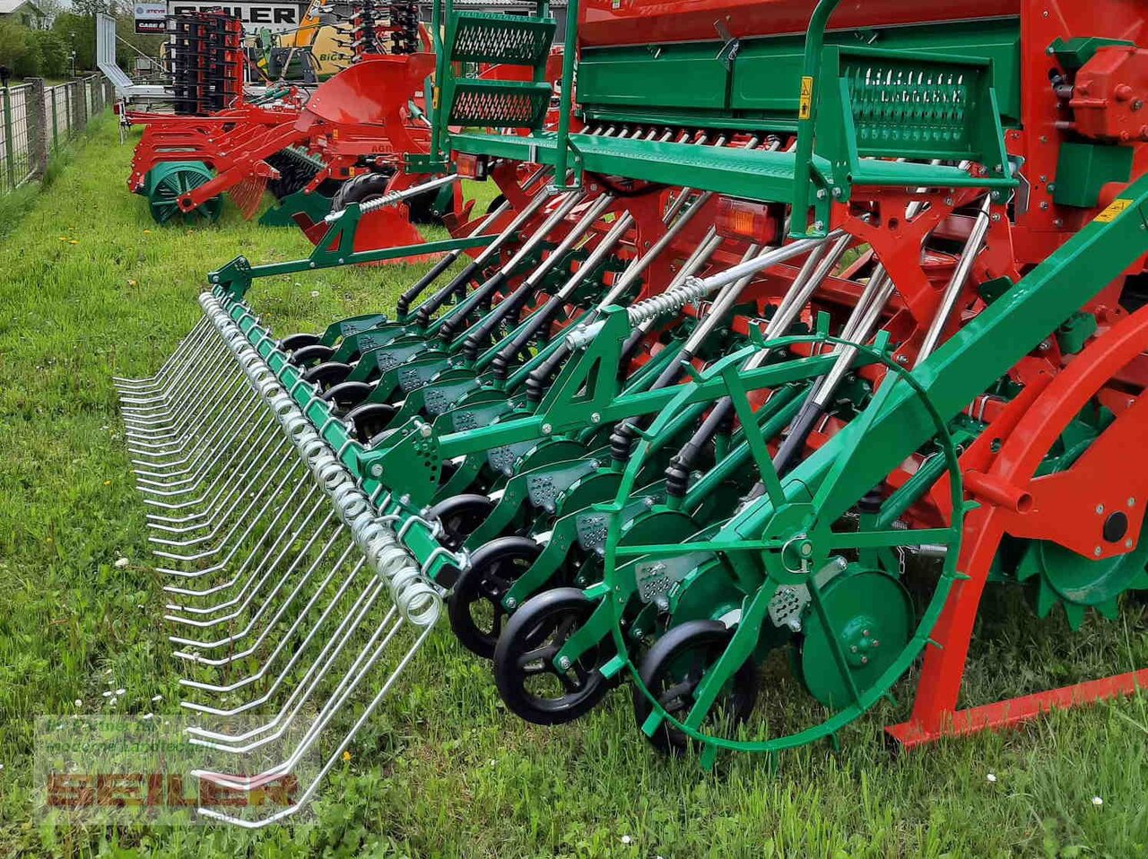 Agro-Masz ANA 30 + SN 300 - Säkombination: das Bild 2 Agro-Masz ANA 30 + SN 300 - Säkombination: das Bild 2