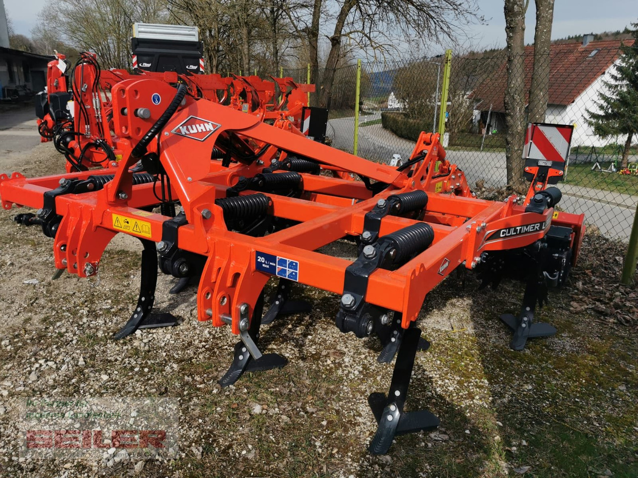 Kuhn Cultimer L 300 NSM - Grubber: das Bild 2 Kuhn Cultimer L 300 NSM - Grubber: das Bild 2
