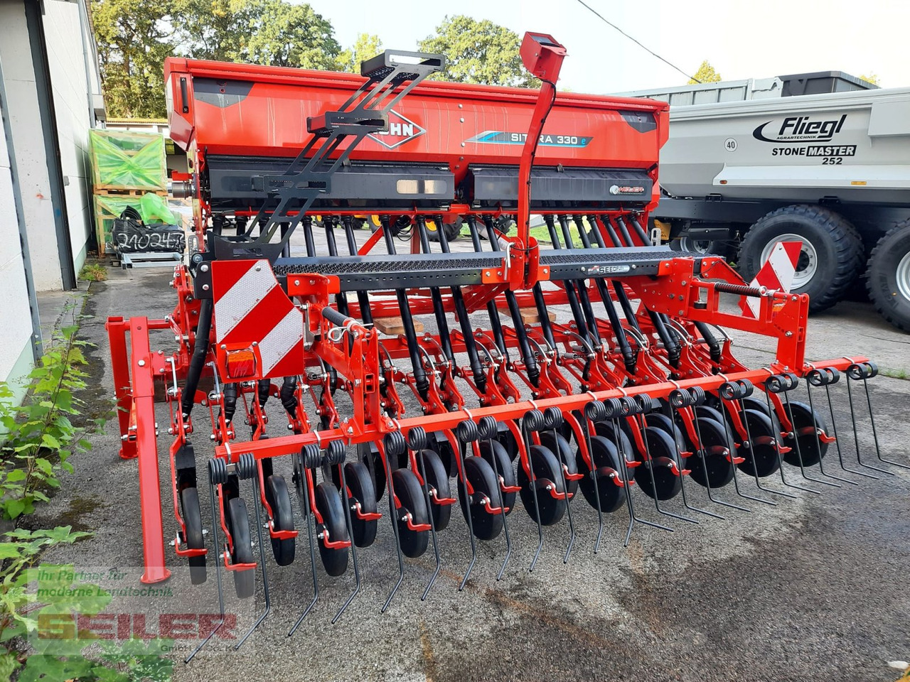 Kuhn HR 304 + Sitera 330-20E - Säkombination: das Bild 5 Kuhn HR 304 + Sitera 330-20E - Säkombination: das Bild 5