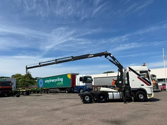 DAF XF 95.380 6X2 Manual-Gear 15T Crane Euro 4 - Sattelzugmaschine: das Bild 2 DAF XF 95.380 6X2 Manual-Gear 15T Crane Euro 4 - Sattelzugmaschine: das Bild 2