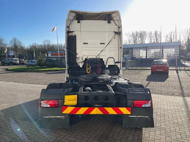 MAN TGX 18.480 Euro 5 Retarder - Sattelzugmaschine: das Bild 5 MAN TGX 18.480 Euro 5 Retarder - Sattelzugmaschine: das Bild 5